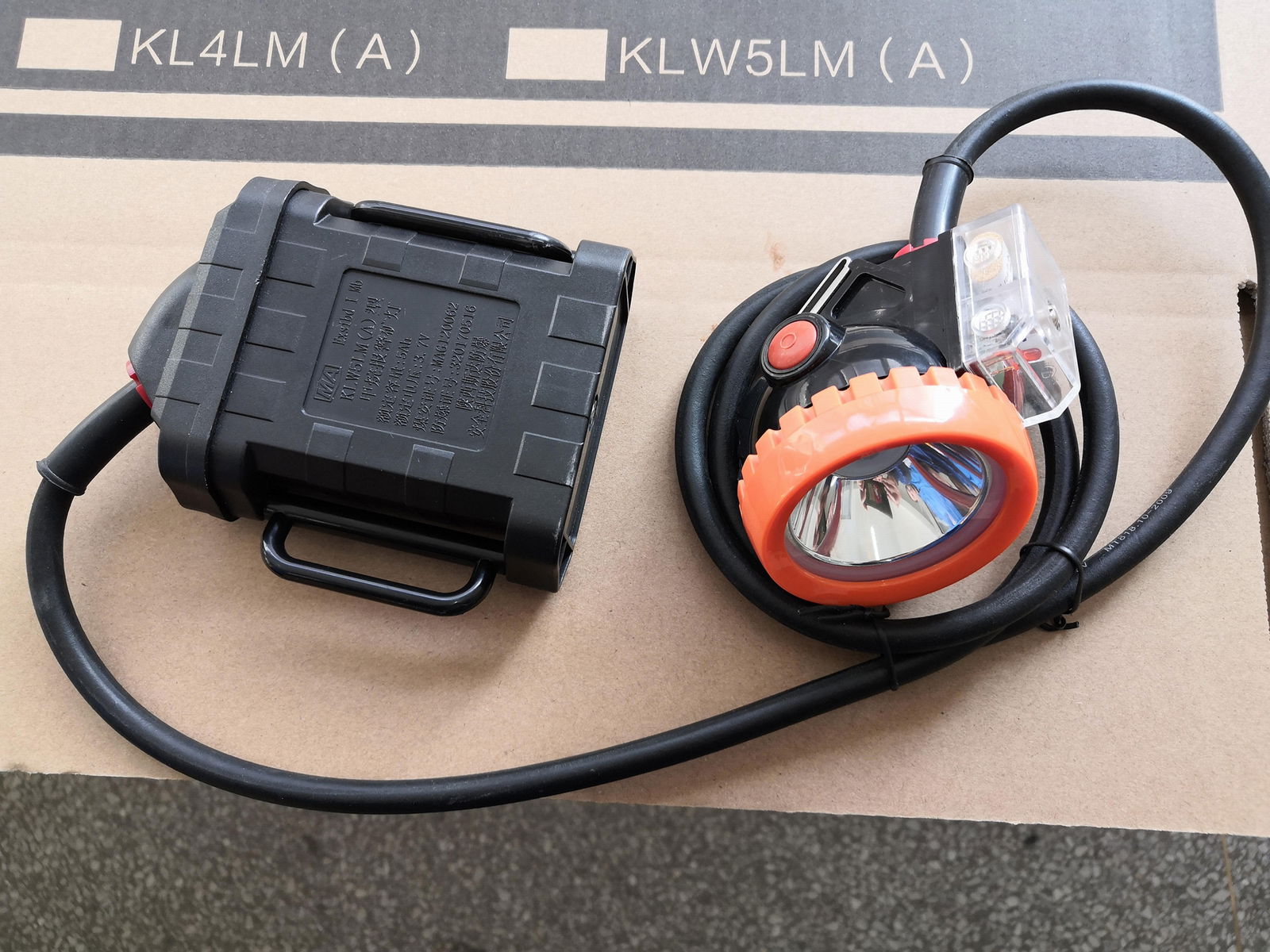 KLW5LM(A) methane alarm miner’s cap lamp 3