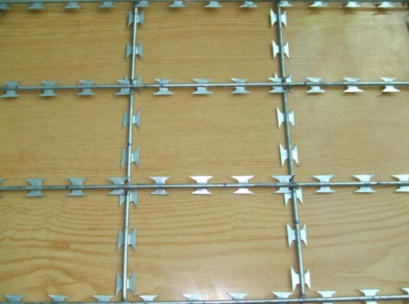焊接式籬笆型刀片刺網 
