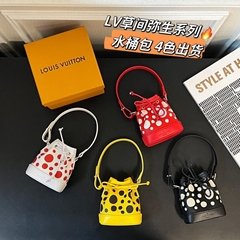 Hot new fashion mini LV bags small backpack bags Key Chain for bags  