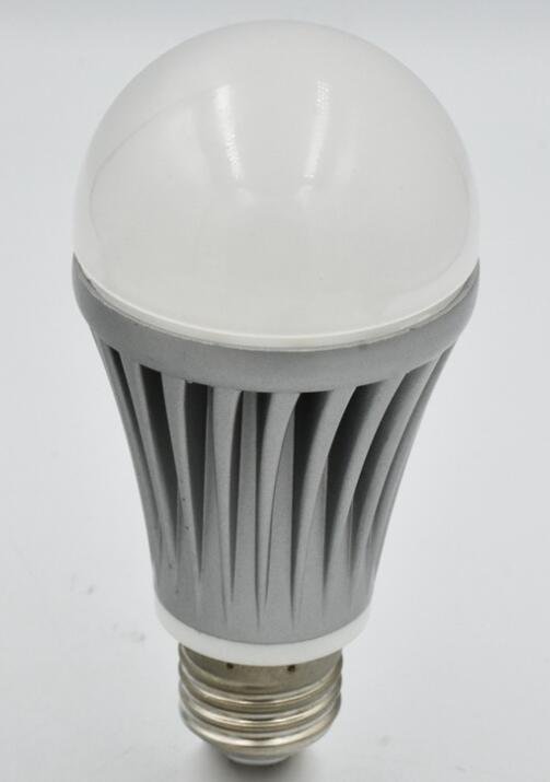Die-casting Aluminum LED Bulb 3