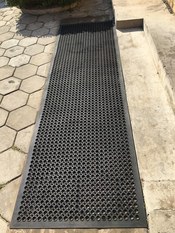 bevel edge rubber safety mat 3