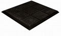 interlocking rubber floor with drainage holes 2