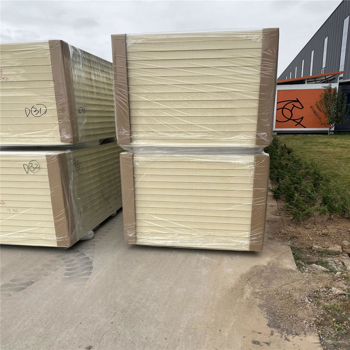 PU/PUR/PIR Foam Insulated Sandwich Wall Panel for Prefabricated Houses 2