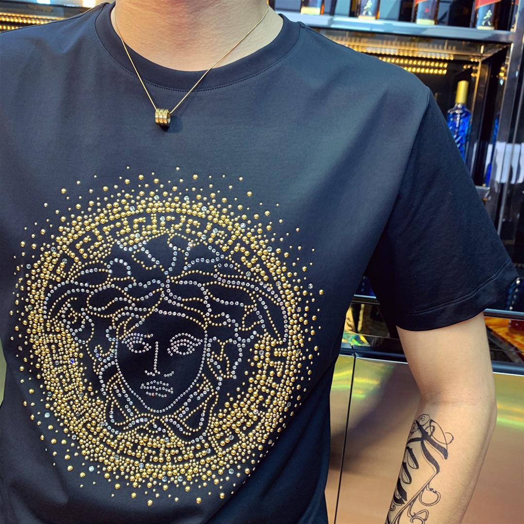 newest         EMBELLISHED MEDUSA LOGO T-SHIRT,men         T-shirt,1:1          3