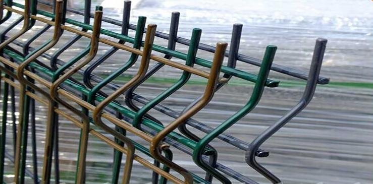 折弯护栏金属围栏3D折弯小区防护网别墅护栏网 3