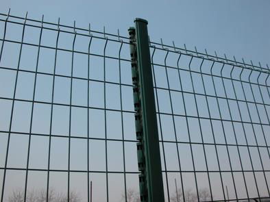 焊接护栏花园门围栏折弯护栏网 4