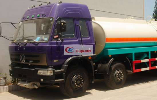 Dongfeng KL 8×4 bulk cement truck