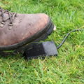 Portable automatic trap thrower
