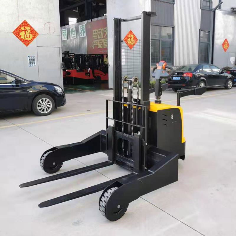 full electric forklift lift outdoor off-road handling standing type stacker  3