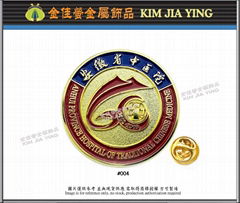 Customized enamel metal badge