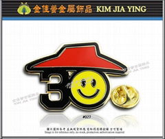 Shop gift/souvenir/customized color enamel metal badge