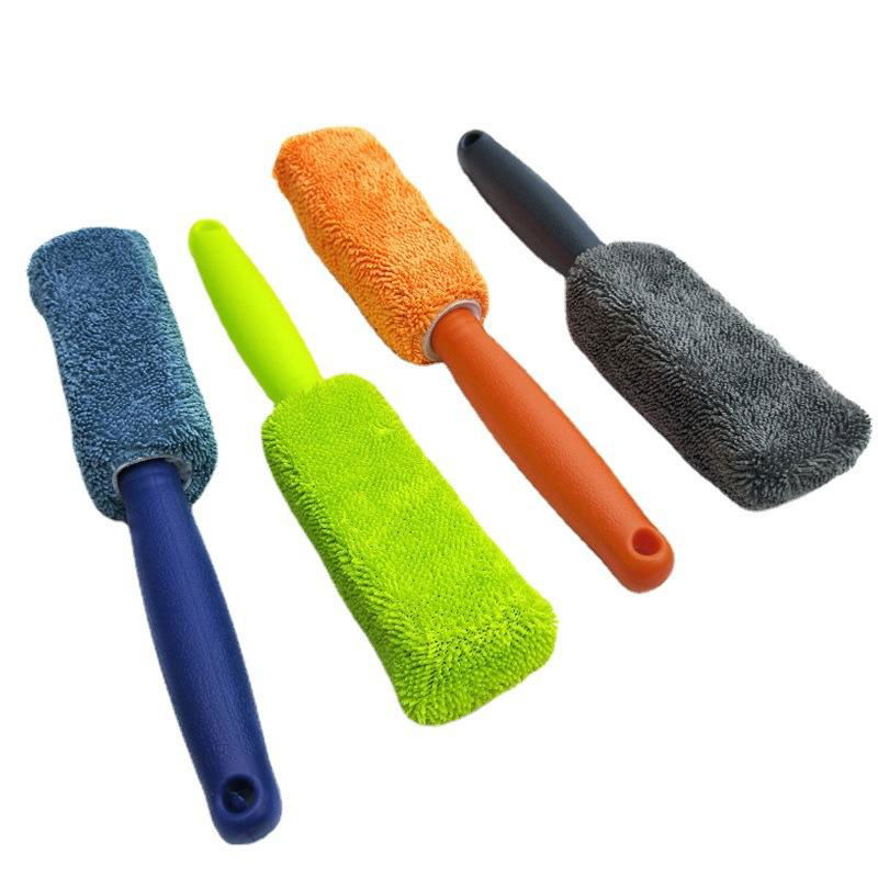 Long handle tire brush Car washing supplies Tire brush 2