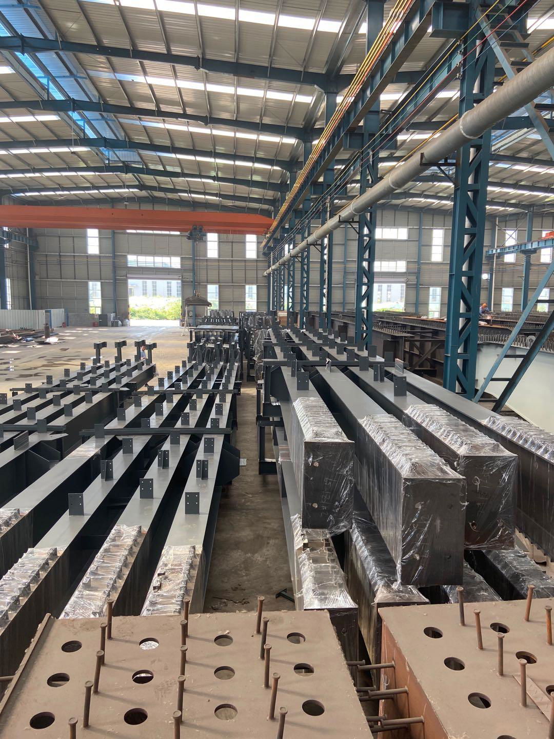 Large bay light frame prefabricated warehouse steel structural steel fabrication 2