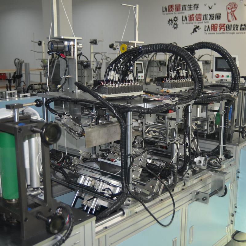 High Speed Automatic KN95 Face Mask Machine  2