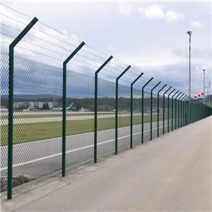Chain Link Fence    Green Chain Link Fencing     Metal Palisade Fencing 