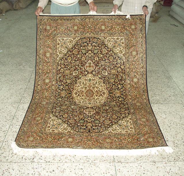 YIXIU technology Handmade silk Persian carpet - Guangzhou wholesale center  2