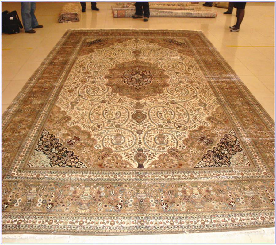 艺锈生产大形手工真丝地毯,专用责宾接待厅的布局