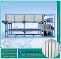 Direct cooling block ice making machine