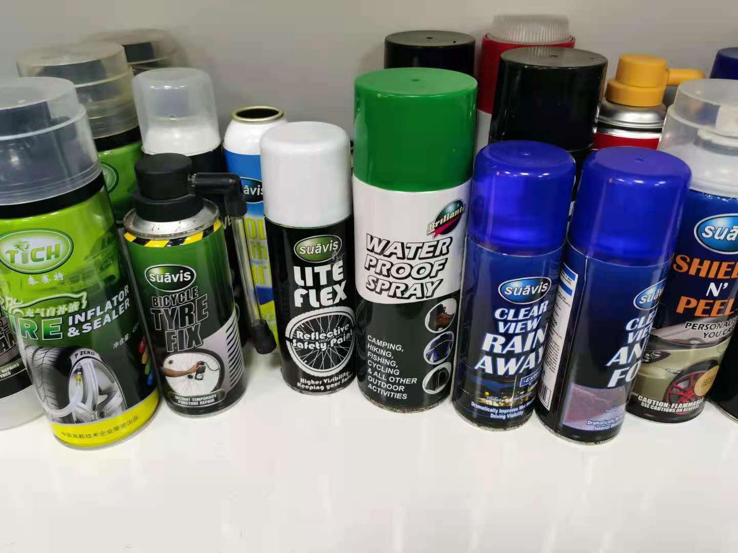 Long lasting waterproof spray cleaner stains protected