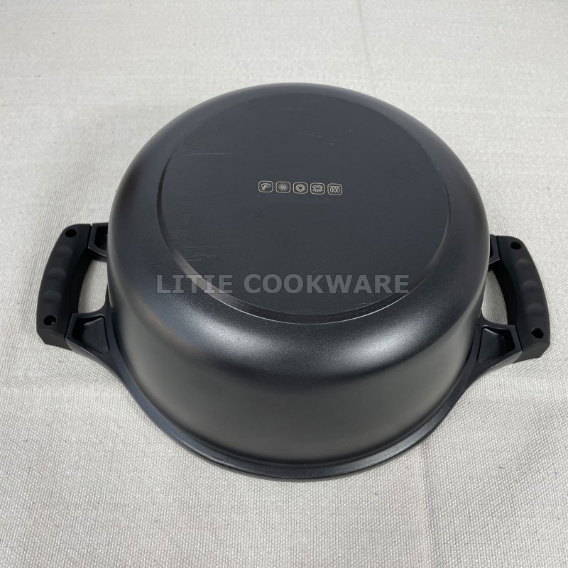 Black nonstick Coating Die cast aluminum casserole  2