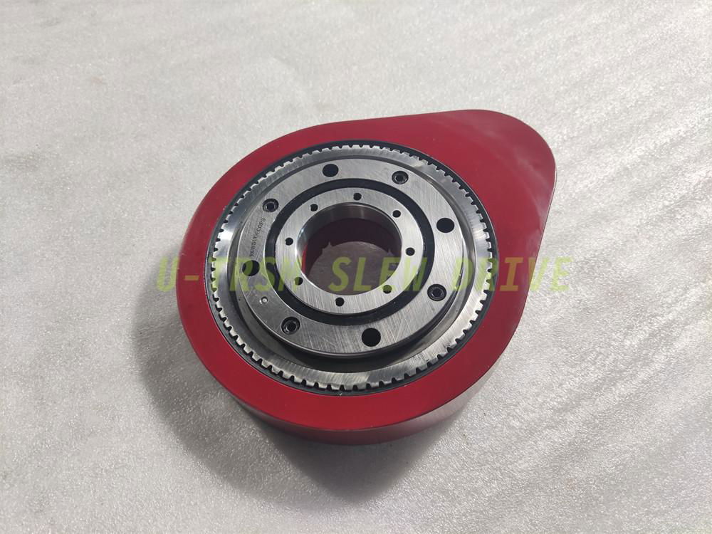 customized precision external gear slewing drive aluminum housing code RU85 4