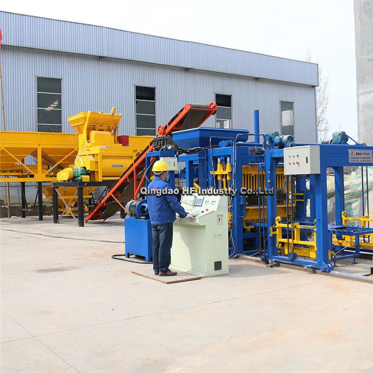 QT5-15 automatic concrete cement hollow block brick machine price  2