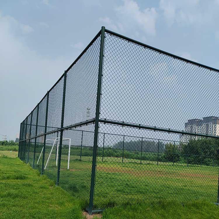 宝鸡市足球场围网 球场防护网 勾花护栏网加工定制 2