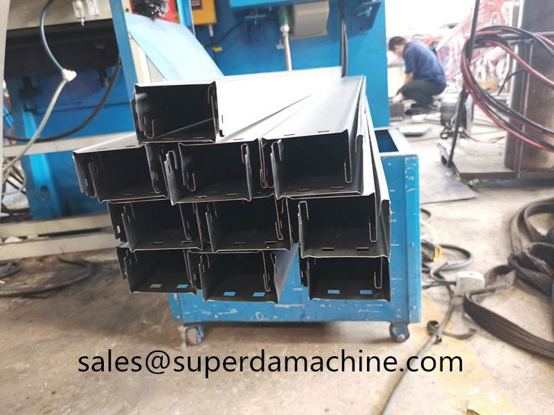 Automatic Metal Forming Machine Construction Channel With Hole  3