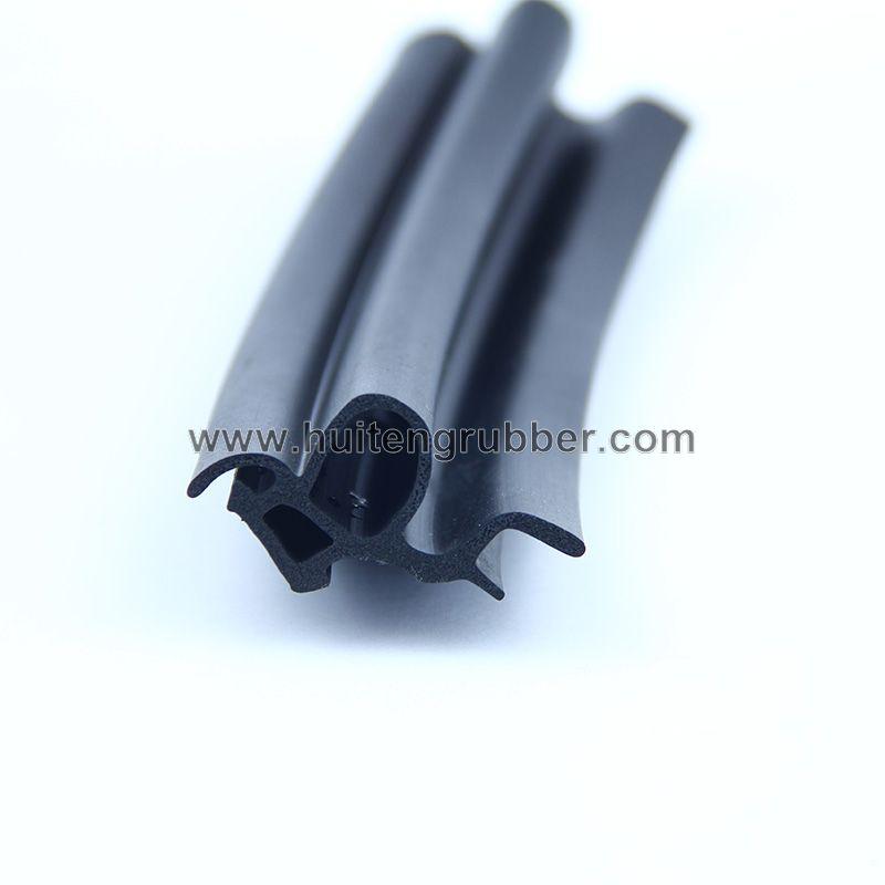 EPDM     Oem Rubber Sealing Strip Manufacturers   3