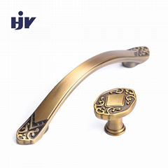 Antique brass cupboard handles 96mm