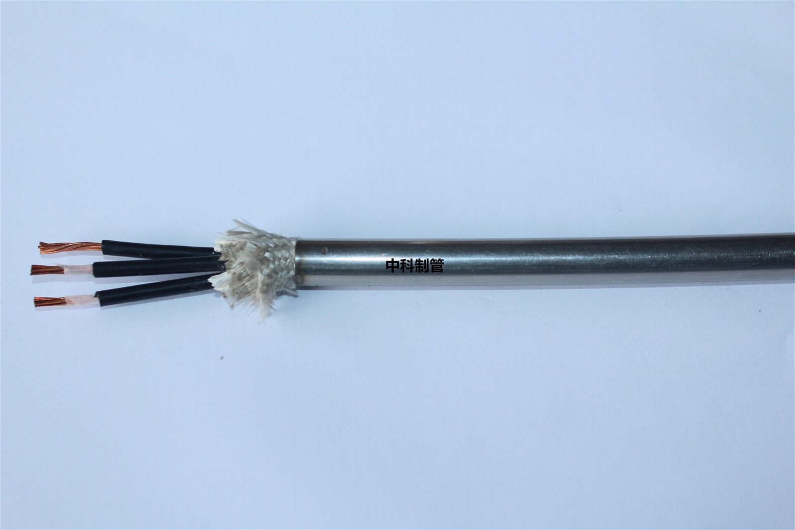 Stainless steel test cable for oil Wells 2