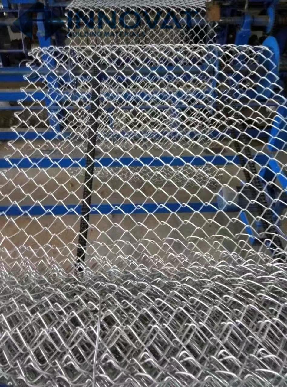 Hot dipped galvanized used chain link fence 4