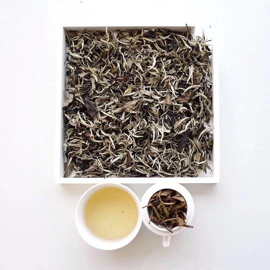 Organic Moonlight White Tea, Yunnan tea