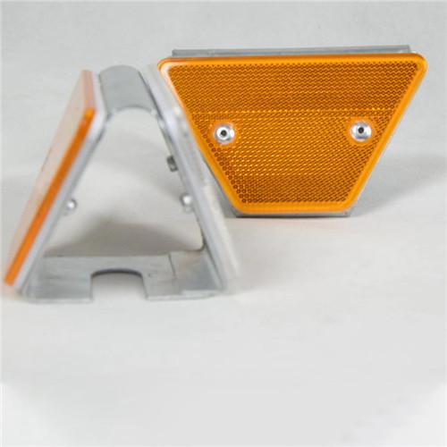 突起路标铸铝道钉反光塑料道钉单双面减速路标安全反光标志