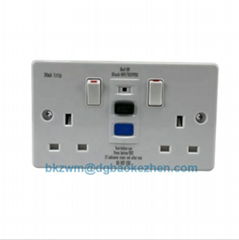 Double Plastic RCD socket with switch