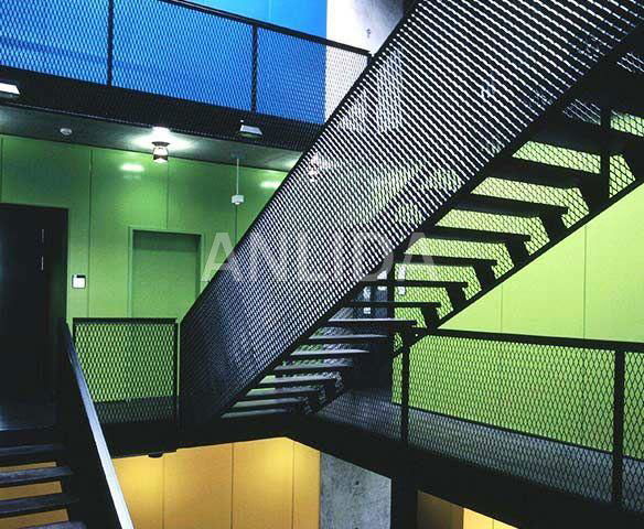 Expanded Metal Walkway Mesh