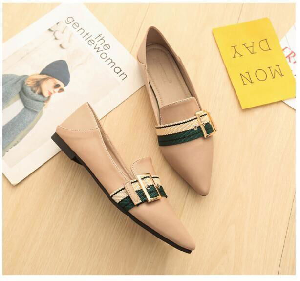 Pointed-toe single shoes, belt buckle, flat one-legged leather shoes 5