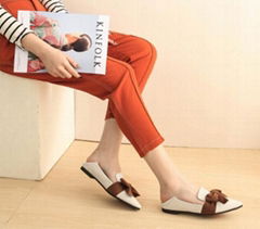 Fashion bow flat shoes with one foot and