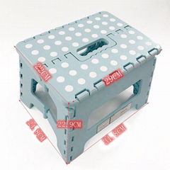 Non-Slip Foldable Step Stool with Carrying Handle