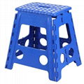 Non-Slip Foldable Step Stool with Carrying Handle 1