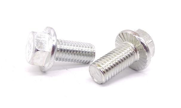 Hexagonal Flange Bolts 4