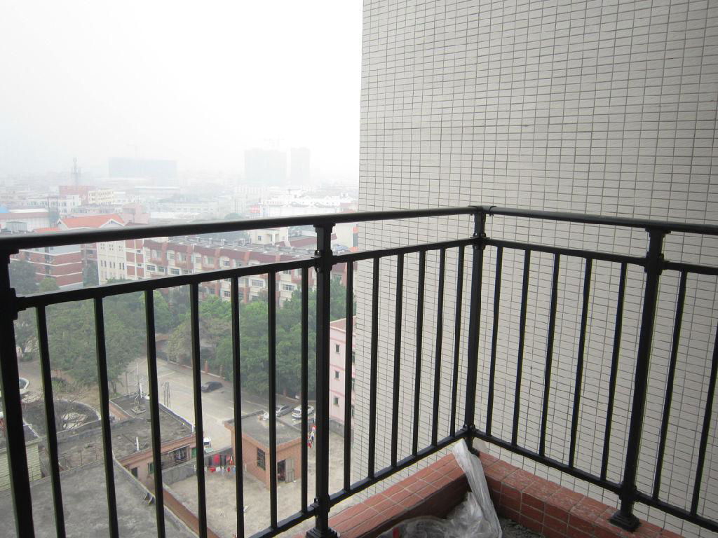 锌钢阳台防护栏小区商品房室内阳台天台安全隔离防护栏杆