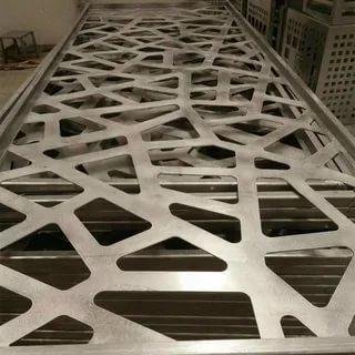 Aluminum PVDF Low Carbon Steel Perforated Metal Sheet With Customized Size 3