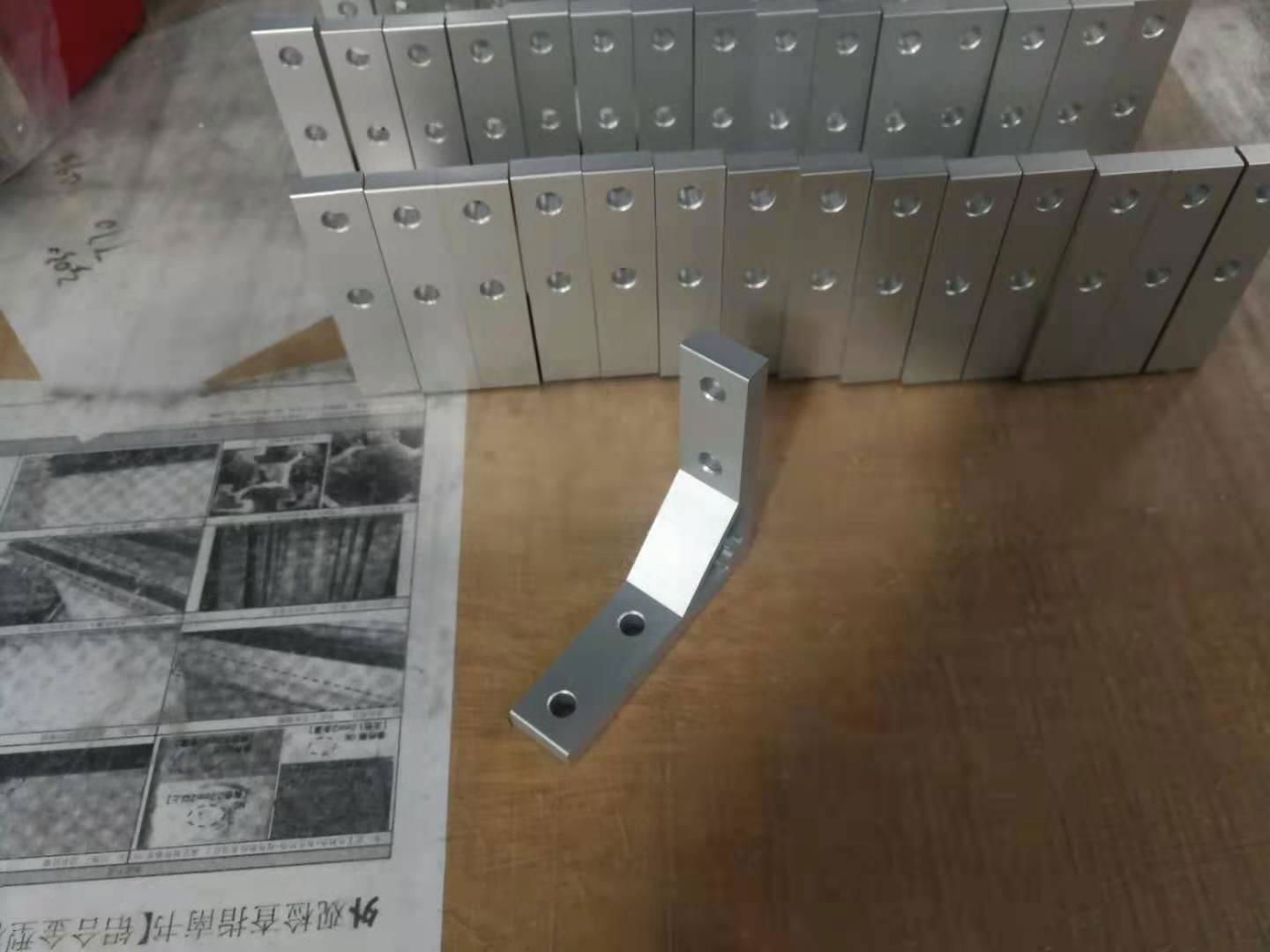 OEM and standard 6063 T5 industrial aluminium t slots for modular structure 