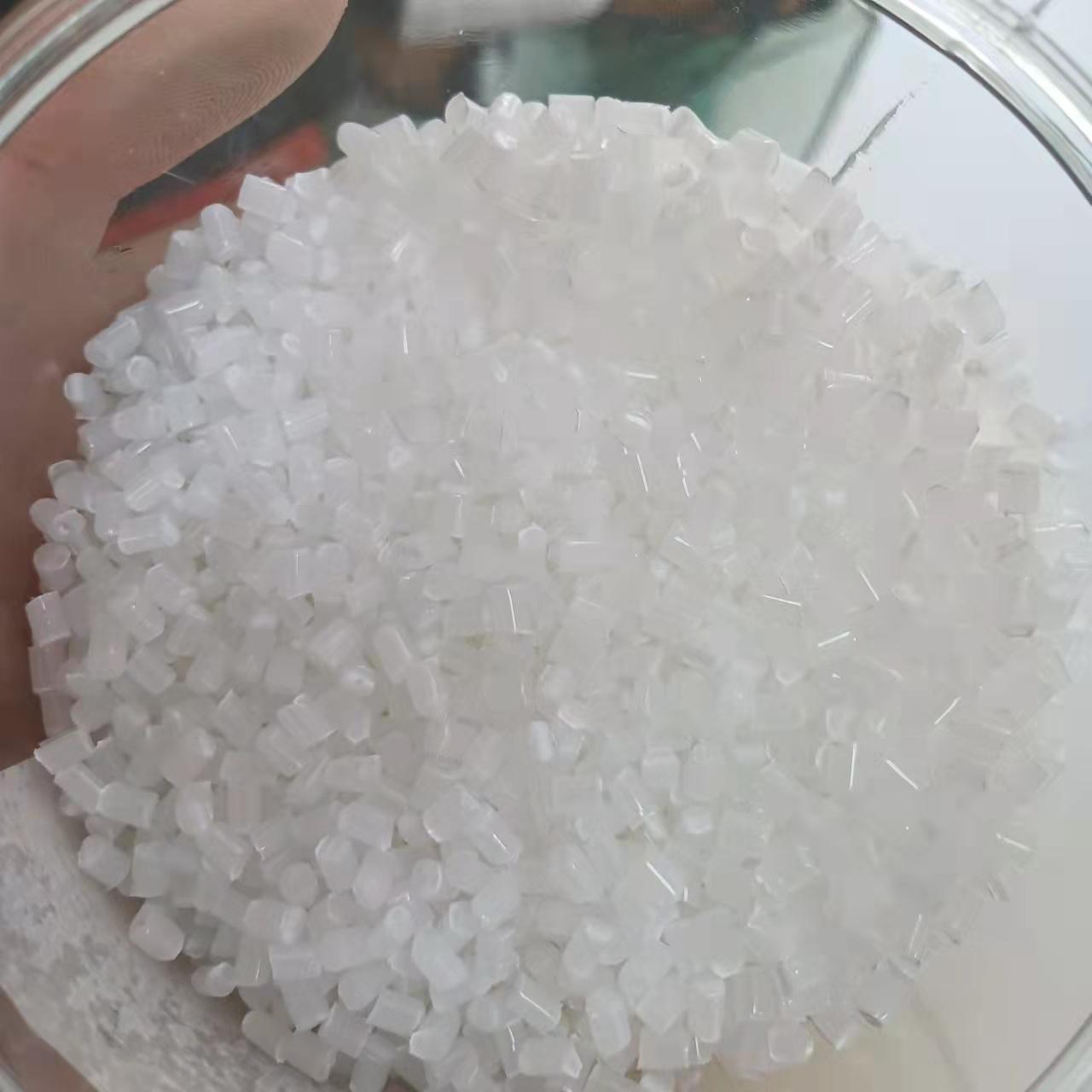 PP增透母粒 2