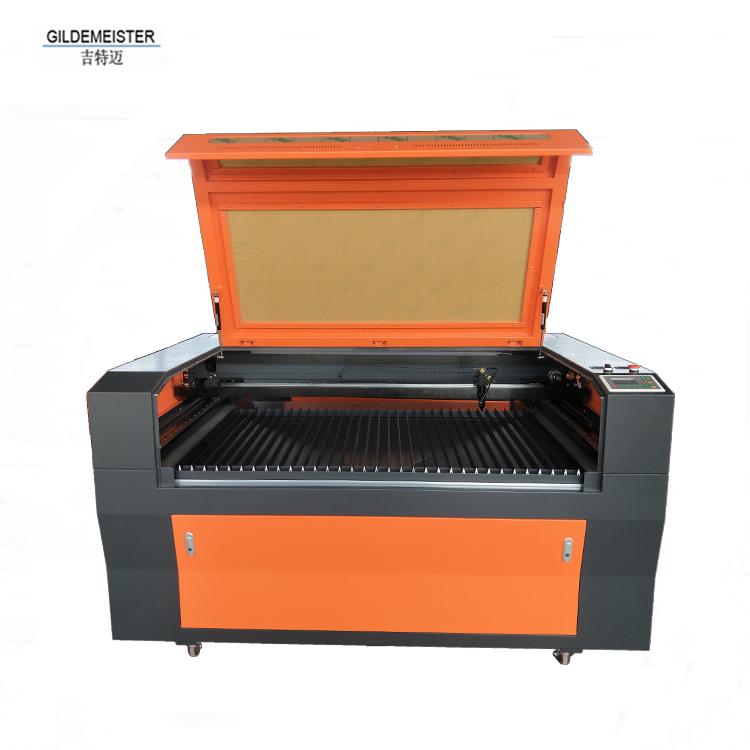 Best Selling Fiber Laser Cutting Machine for sale 3