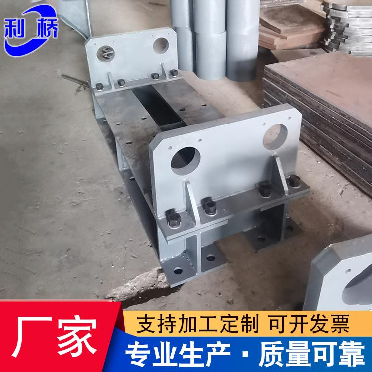 保溫供水用鉸軸導向活動管道滾動輥軸支座 5