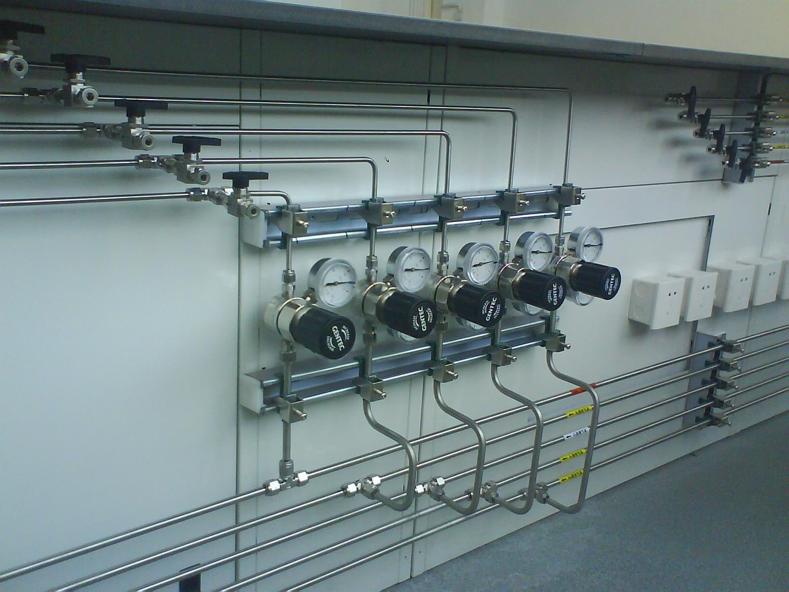 實驗室集中供氣系統安裝