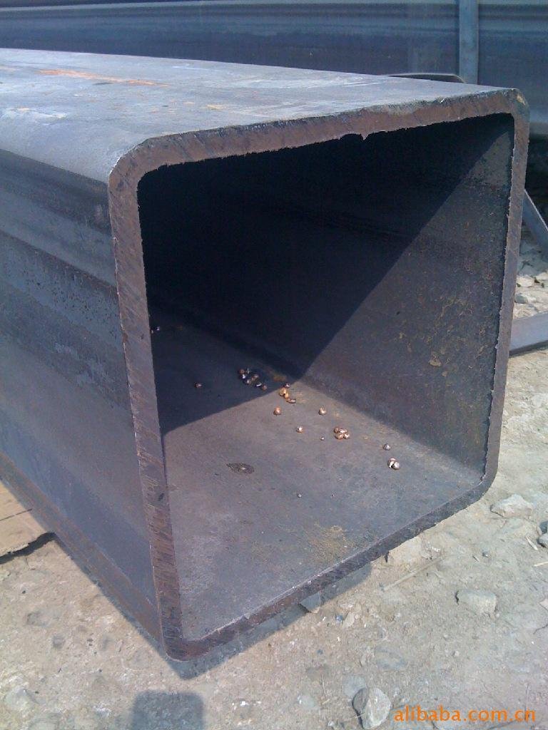 ASTM A500 Black hollow section  2