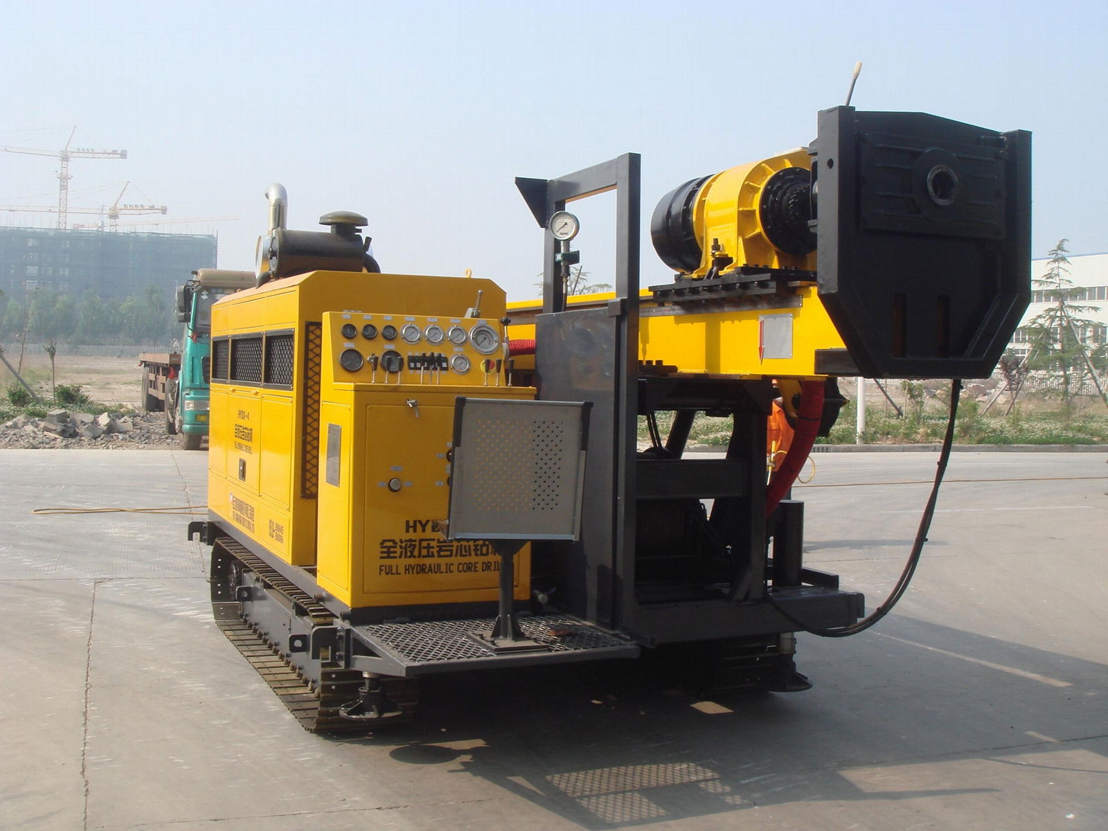 Full Hydraulic diamond core drilling rig HYDX-4 with 1000m capacity 3